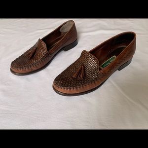 Cole Haan Women's Brown Woven Leather Tassel 8 B